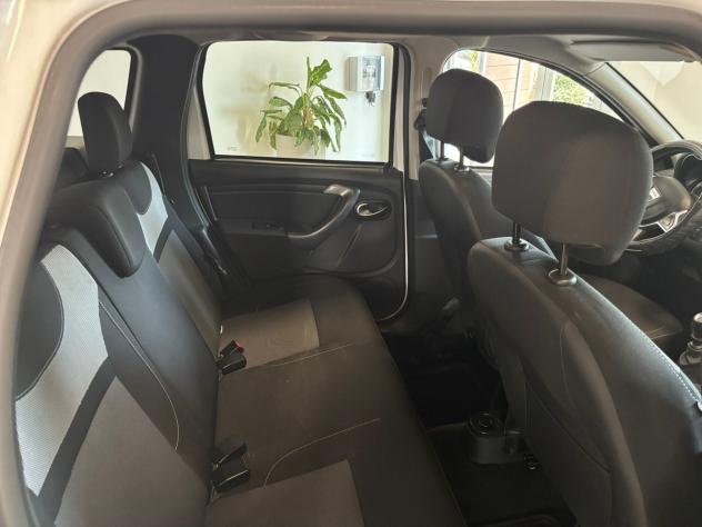 Dacia Duster 1.6 115CV Start&Stop 4x2 GPL Laurte - Foto 8