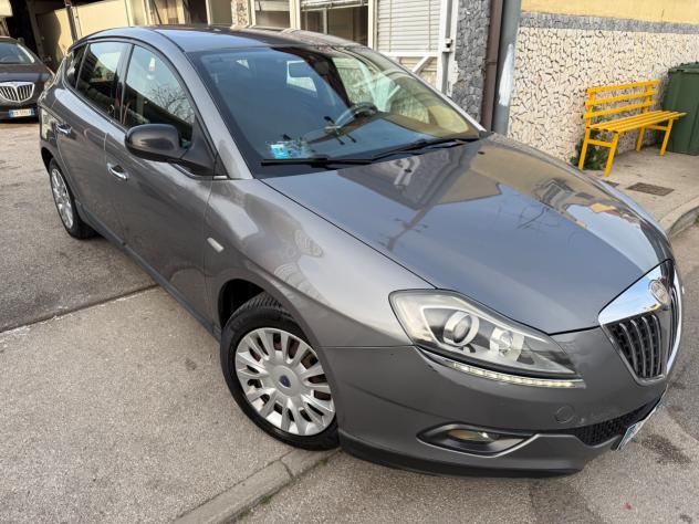 Lancia Delta 1.6 MJT DPF Argento - Foto 5