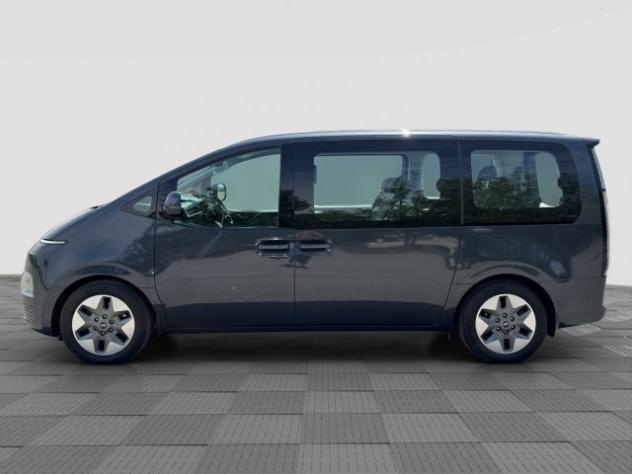 HYUNDAI Staria Staria 2.2 AT AWD 9 posti Wagon rif. 24035910 - Foto 2