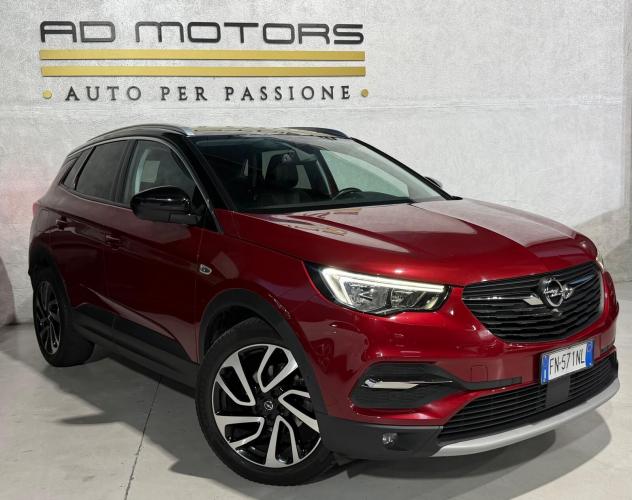 Opel Grandland Cambio automatico Diesel Neopatentati