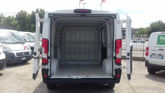 FIAT Ducato 30CH1 PASSO CORTO TETTO BASSO 2.2MJET 120CV - Foto 4
