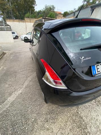Lancia Ypsilon 1.3 MJT 16V 95 CV 5 porte S&S Silver - Foto 5