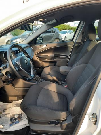 Alfa Romeo Giulietta 1.6 JTDm TCT 120 CV Super - Foto 8