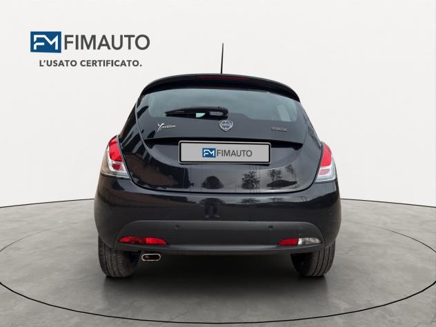 Lancia Ypsilon 1.0 FireFly 5 porte Hybrid Gold - 2023 - Foto 5