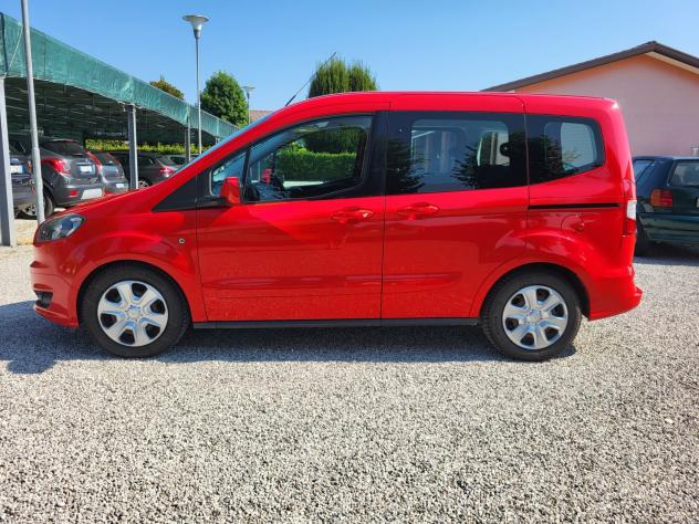 Ford Tourneo Courier 1.5 TDCI 75 CV Sport - Foto 6