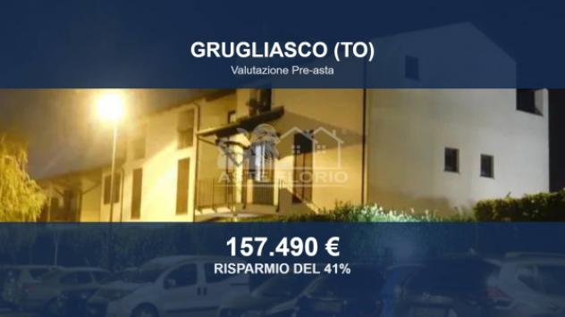 Immobile in asta di 190 m², box auto in vendita a Grugliasco