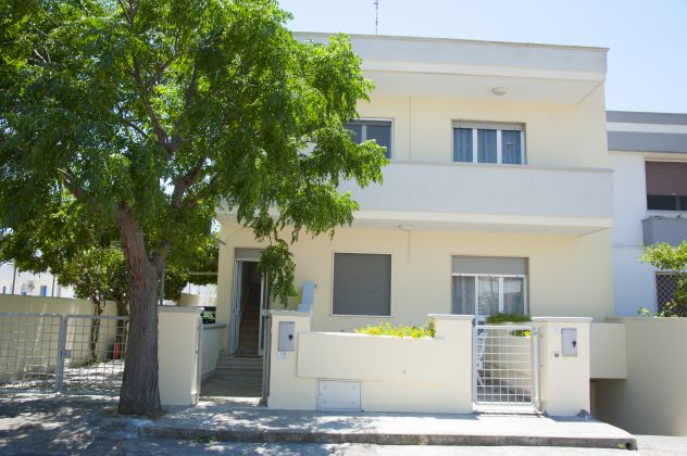 Salento, Torre San Giovanni, da 2 a 5 posti letto, vicino al mare