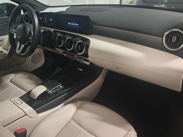 Mercedes-Benz Classe A A 220 d Automatic Sport - Foto 4