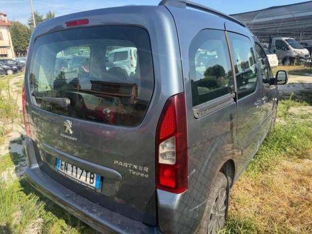 PEUGEOT Partner Tepee Mix 1.6 8V HDi 92 FAP Active Bellissima rif. 24045935 - Foto 4