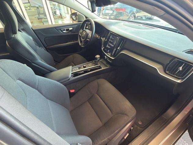 Volvo V60 D3 Geartronic Momentum - Foto 9