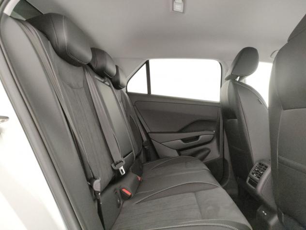 Volkswagen T-Roc 1.5 etsi Style 115cv dsg - Foto 10