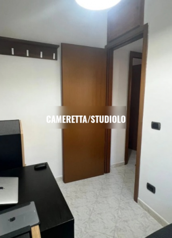 CIAMPINO TRILOCALE ARREDATO CON GIARDINO PRIVATO E POSTO AUTO. - Foto 5