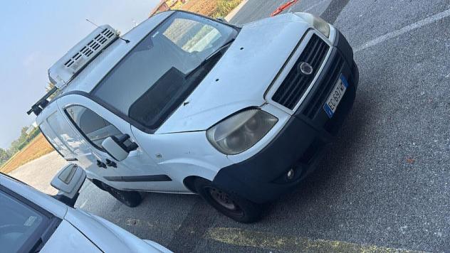 FIAT - Doblò - 1.6 16V Natural Power Active - Foto 5
