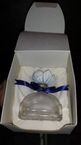 Boccetta in vetro lavorata con elegante tappo a fiore - Foto 4