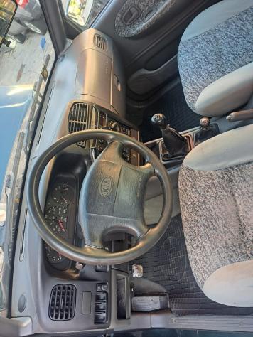 Kia Sportage 2.0 TDI cat 5p. 4x4 Comfort - Foto 5