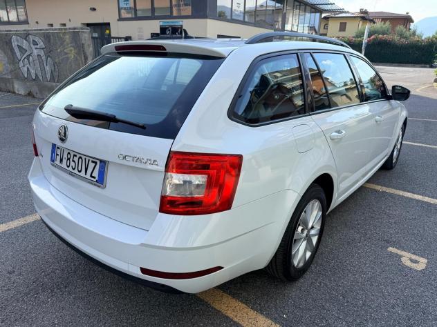 Skoda Octavia 1.6 TDI SCR 115 CV Wagon Executive *** CARPLAY/ANDROID AUTO - Foto 2