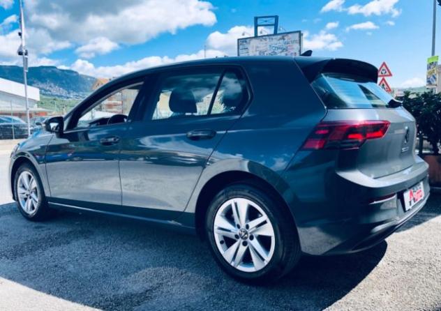 VOLKSWAGEN Golf 2.0 TDI SCR LIFE - rif. 22581005 - Foto 4