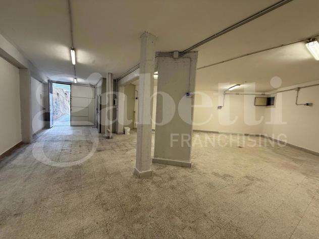 Magazzino - Misterbianco . Rif.: Cod. rif DR098 affitACG - Foto 10