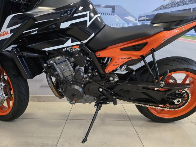 KTM 890 Duke GP 02/2023 - Km 12200 - Foto 8