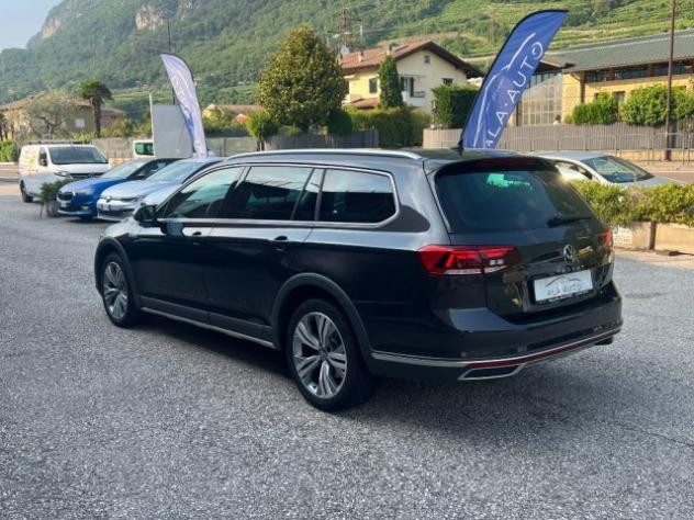 VOLKSWAGEN Passat Alltrack 2.0 TDI 200 CV 4MOTION DSG rif. 23834151 - Foto 6