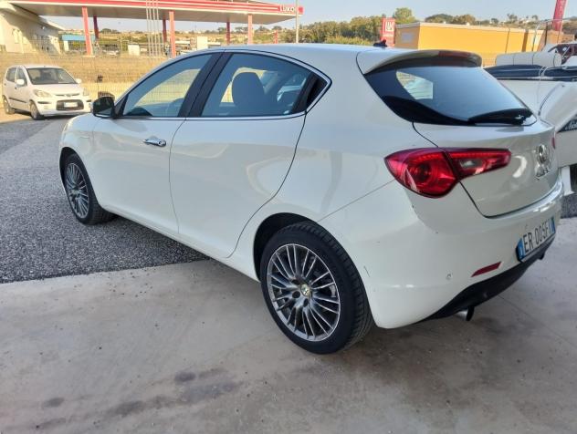 Alfa Romeo Giulietta 2.0 JTDM-2 140 CV EXCLUSIVE - Foto 2