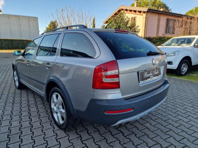 Škoda Octavia/4&4 2.0 103kw SCOUT 4X4 - Foto 7