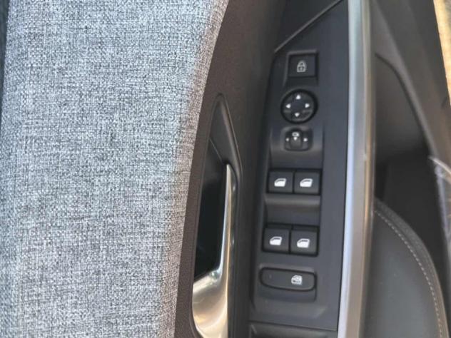 Peugeot 3008 Hybrid 145 e-DCS6 Allure - Foto 10