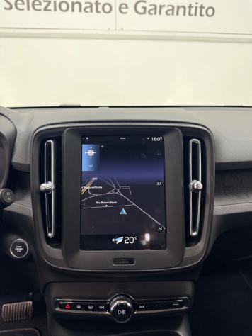 Volvo XC40 1.5 T2 Geartronic Momentum Core Neopatentati 10/2021 - Foto 7