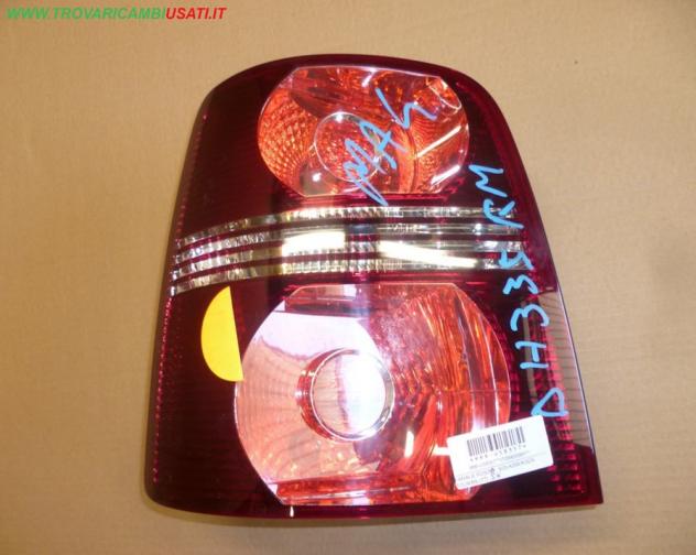 FANALE POST.SX. VOLKSWAGEN TOURAN (1T) Parti elettriche Fanaleria Fanali Fanale post. sx. VOLKSWAGEN - TOURAN - 01-06-2003 - 01-11-2006