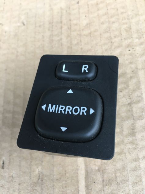 Comando Regolatore Specchi retrovisori elettrici Toyota YARIS D4D anno 2010