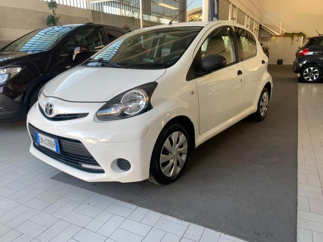 Toyota Aygo 1.0 12V VVT-i 5 porte Active Connect OK NEO PATENTATI