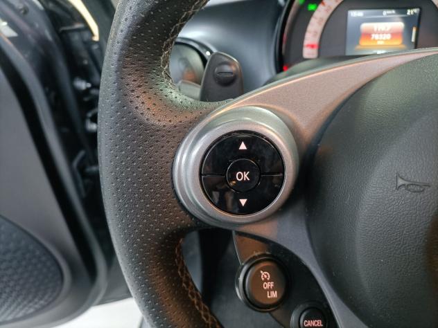 Smart ForFour 0.9 T. 90CV TWINAMIC AUT. PRIME SPORT CABRIO - Foto 7