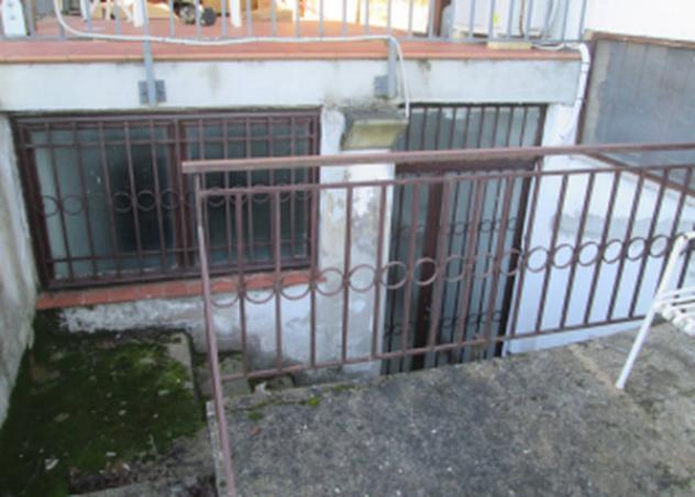 Immobile in asta di 137 m² con più di 5 locali in vendita a Perugia - Foto 4