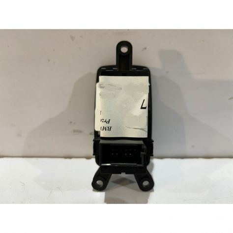 BMW X1 F48 F39 Interruttore freno a mano - 6217 - Foto 3