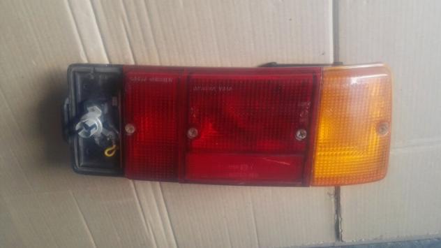 Faro / Fanale Posteriore SINISTRO / SX per FIAT 127
