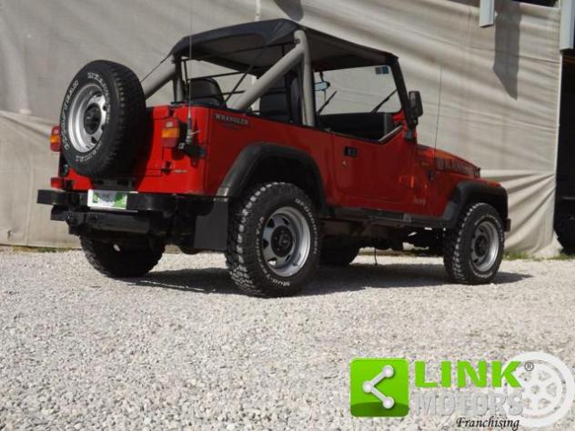 JEEP Wrangler 2.5 Laredo in ordine di carrozzeria e meccanica - Foto 4