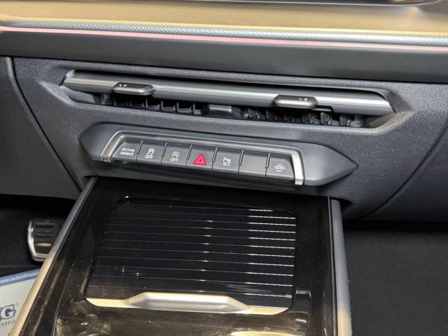 Audi Q3 3ª serie TDI 110 kW S tronic S Line edition - Foto 10