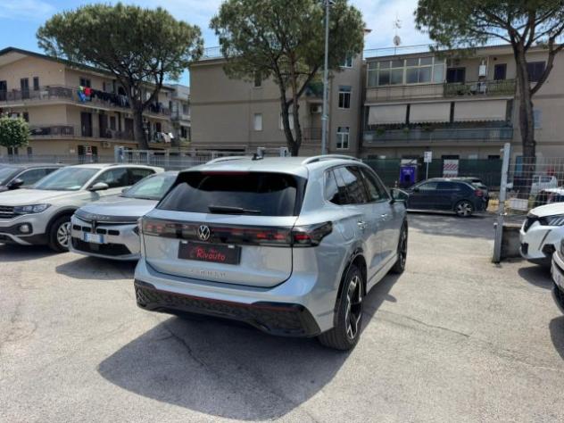 VOLKSWAGEN Tiguan 2.0 TDI 150 CV DSG R-Line rif. 23775432 - Foto 9