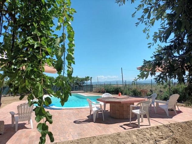 VILLA CON GRANDE PARCO IN ZONA CASTIGLIONE DEL LAGO - Foto 7