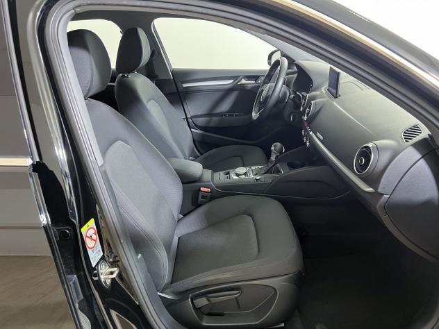 Audi A3 A3 Sportback 30 1.5 g-tron Business (Pack S-line ext.) 131cv s-tronic - Foto 9