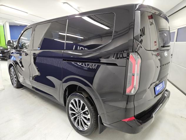 Ford Tourneo Custom T. Custom Ford 320 L1H1 2.0 Tdci 170 Titanium X - Foto 4