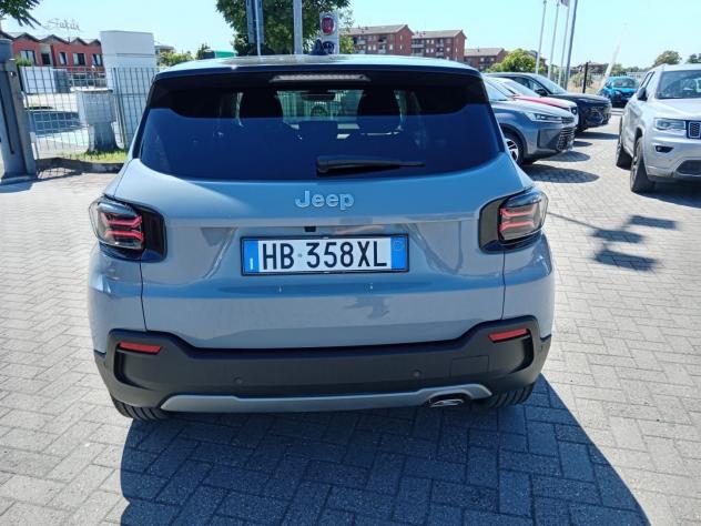 Jeep Avenger e-Hybrid 1.2 MHEV e-Hybrid Turbo Summit - Foto 5