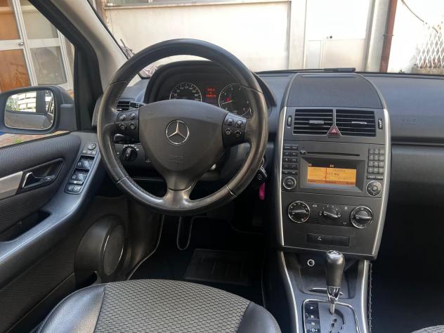 Mercedes-Benz Classe A A200 AVANTGARDE - 2.0 BENZINA 136CV - CAMBIO AUTOMATICO - NON RICONDIZIONATA - Foto 9