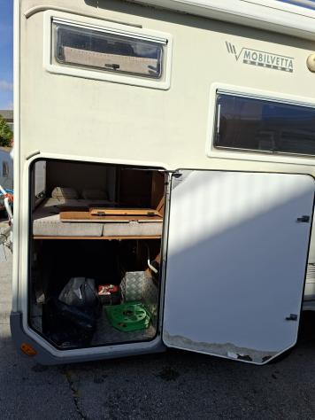 CAMPER MOBILVETTA DUCATO MANSARDATO 7 POSTI DOPPIA DINETTE LETTI CASTELLO CLIMATIZZATORE WEBASTO FOTOVOLTAICO CAMPEGGIO USATI GENERALI 1827 - Foto 8