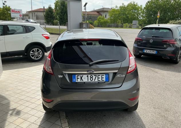 Ford Fiesta 1.4 GPL Neopatentati - Foto 5