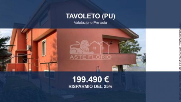 Immobile in asta di 305 m² con più di 5 locali e box auto in vendita a Tavoleto