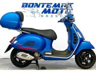 Vespa 300 GTS 75' ANNIVERSARIO