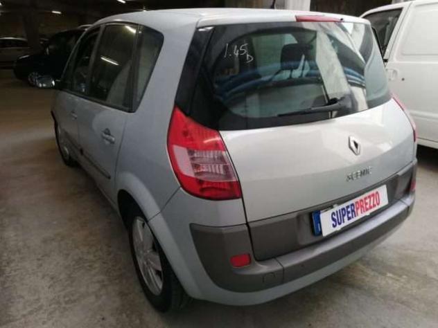 Renault Grand Scenic 1.5 dCi/100CV - Foto 4