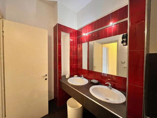 APPARTAMENTO di 4 vani e di 142 mq (BOLOGNA) rif. V04 - Foto 4