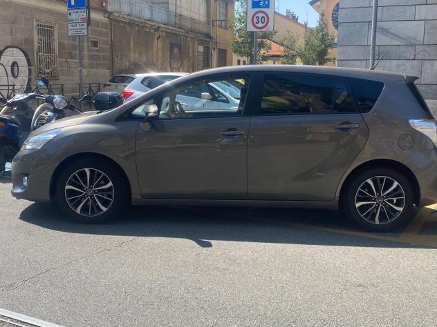 Toyota Verso D-4D Active #11975 - Foto 5